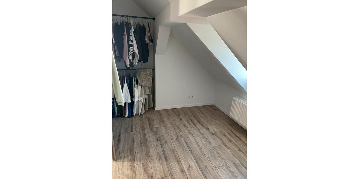 Dachgeschoßwohnung Trier Nord - 2 Zimmer, 55 m&sup2;, 650&euro; | Angebot:26326908
