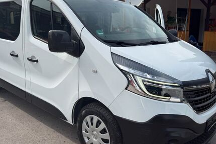 Renault Trafic 95.000 km 15.990 &euro; GELTENDORF 82269