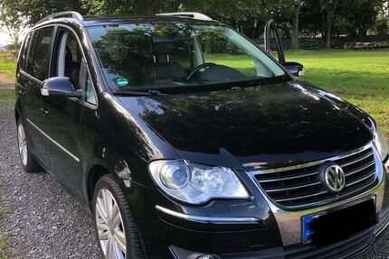 VW Touran 230.000 km 3.900 € Maintal 63477