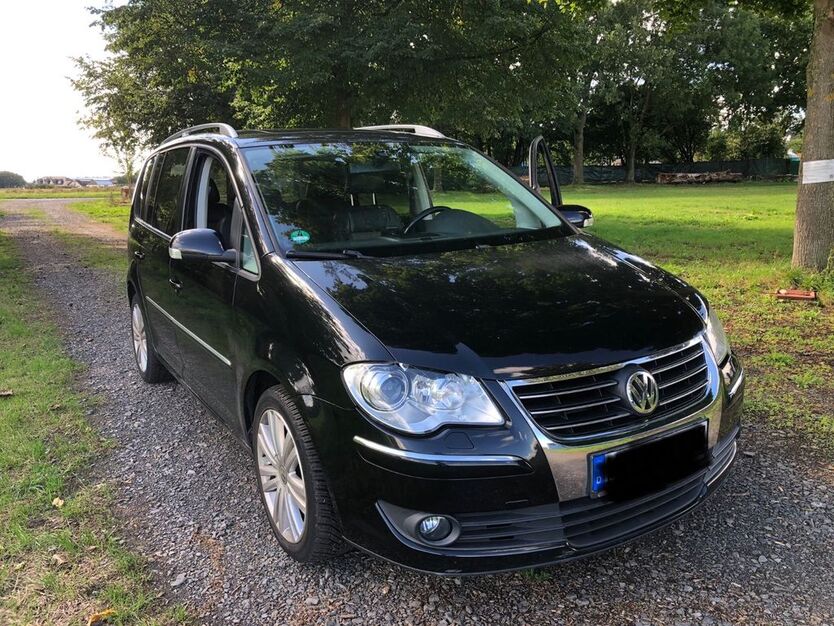 VW Touran 230.000 km 3.900 € Maintal 63477