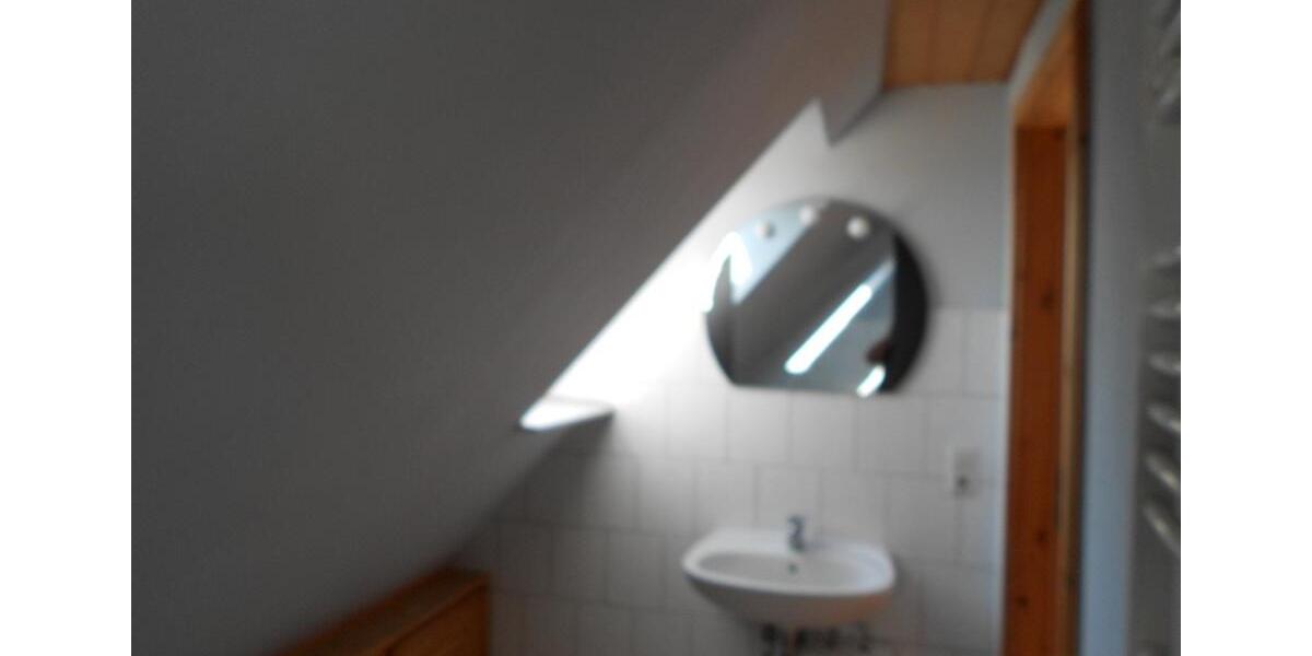 Dachgeschoßwohnung Perleberg - 2 Zimmer, 80 m&sup2;, 510&euro; | Angebot:25980902