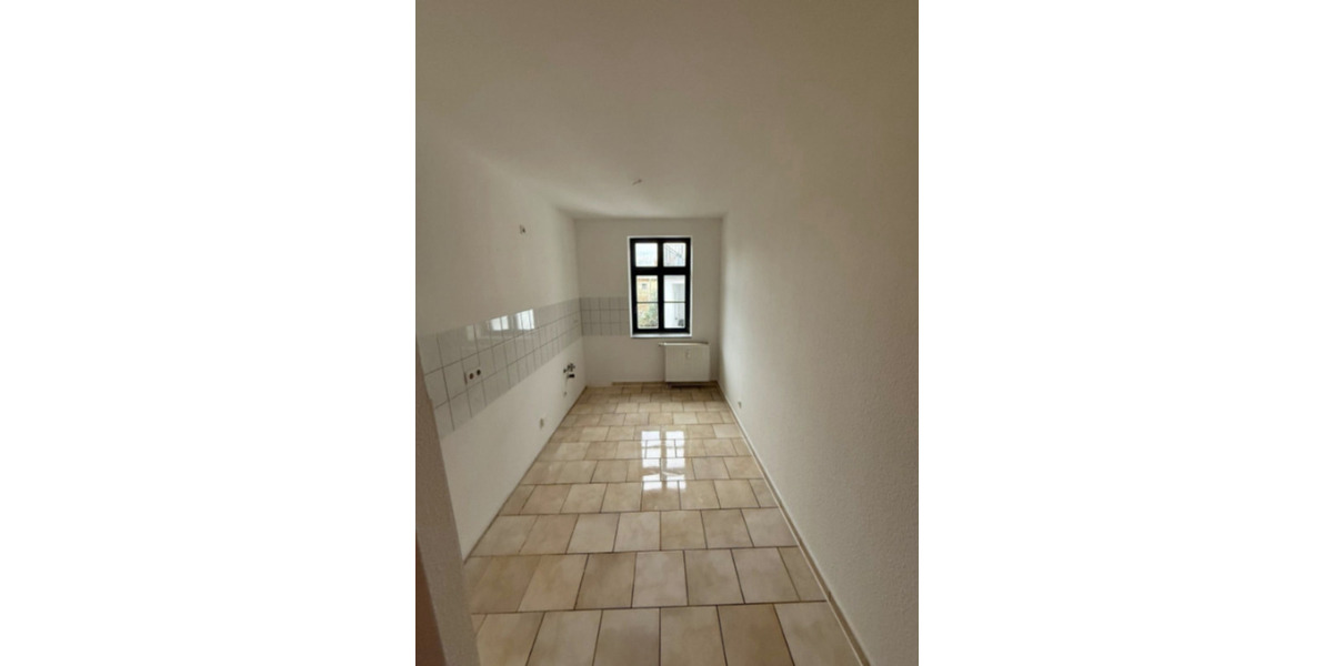 Etagenwohnung Gräfenhainichen - 3 Zimmer, 70 m&sup2;, 650&euro; | Angebot:24847871