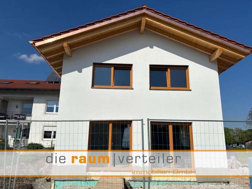 Haus zum Kaufen in Bruckmühl 990.000 € 129.75 m²