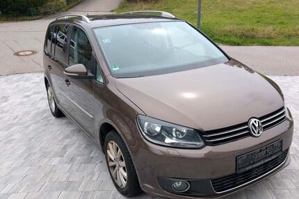 VW Touran 155.000 km 9.400 € Bodenwöhr 92439