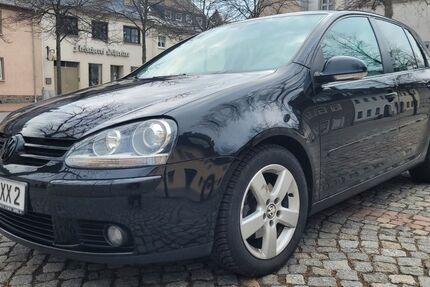 VW Golf 285.000 km 3.000 &euro; Annaberg-Buchholz 09456