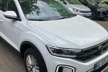 VW T-Roc 204.000 km 14.994 &euro; Hofheim am Taunus 65719