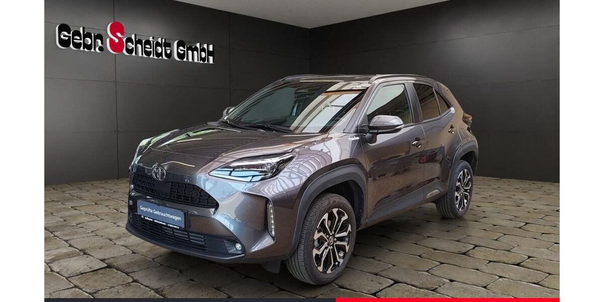 Toyota Yaris Cross 11.780 km 26.480 &euro; Schiffweiler 66578