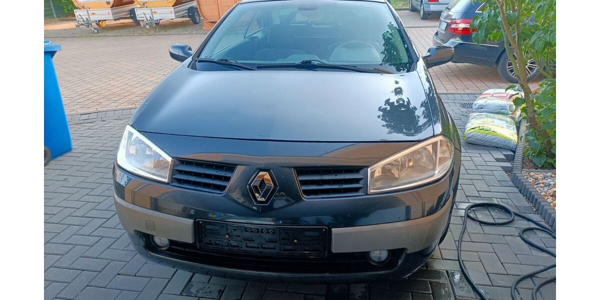 Renault Megane 160.000 km 2.222 &euro; Giesen 31180