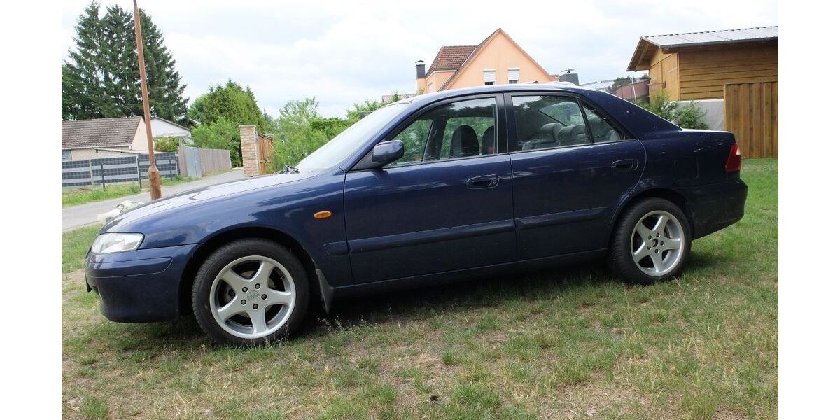 Mazda 626 169.000 km 2.850 &euro; Zossen 15806