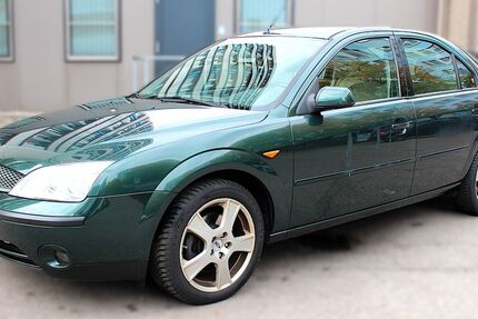 Ford Mondeo 97.800 km 3.300 &euro; München 80636