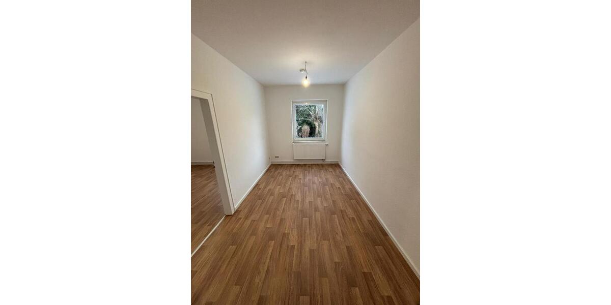 Erdgeschoßwohnung Minden - 4 Zimmer, 100 m&sup2;, 751&euro; | Angebot:25479731