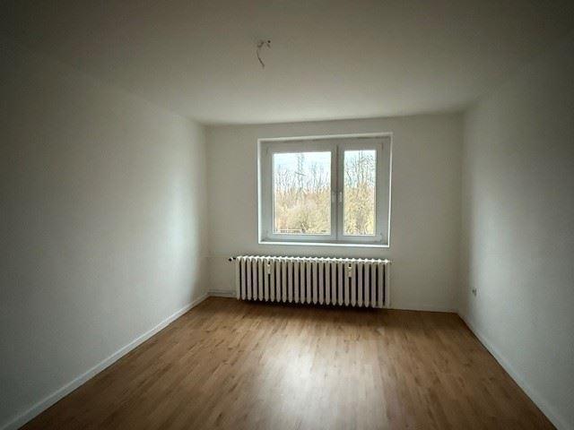 Etagenwohnung Bad Lauchstädt - 3 Zimmer, 57 m&sup2;, 350&euro; | Angebot:26379984