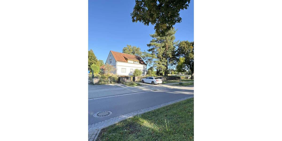Haus zum Kaufen in Dahlwitz-Hoppegarten 659.500 € 213.95 m² 9 zimmer