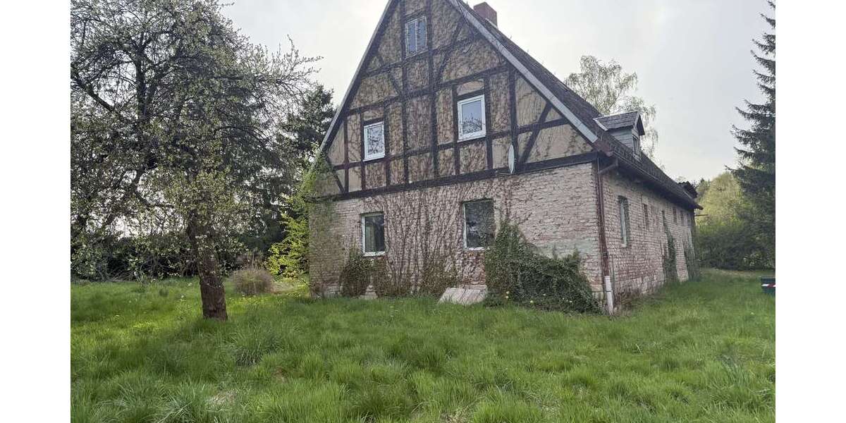 Einfamilienhaus Chemnitz Rabenstein - 9 Zimmer, 238 m&sup2;, 380.000&euro; | Angebot:26378660
