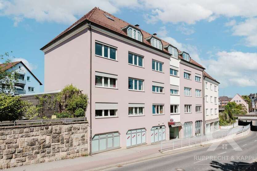 Büro in Weiden in der Oberpfalz 349.000 € 223 m²