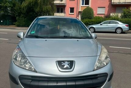 Peugeot 207 92.185 km 3.200 &euro; Kaiserslautern 67663