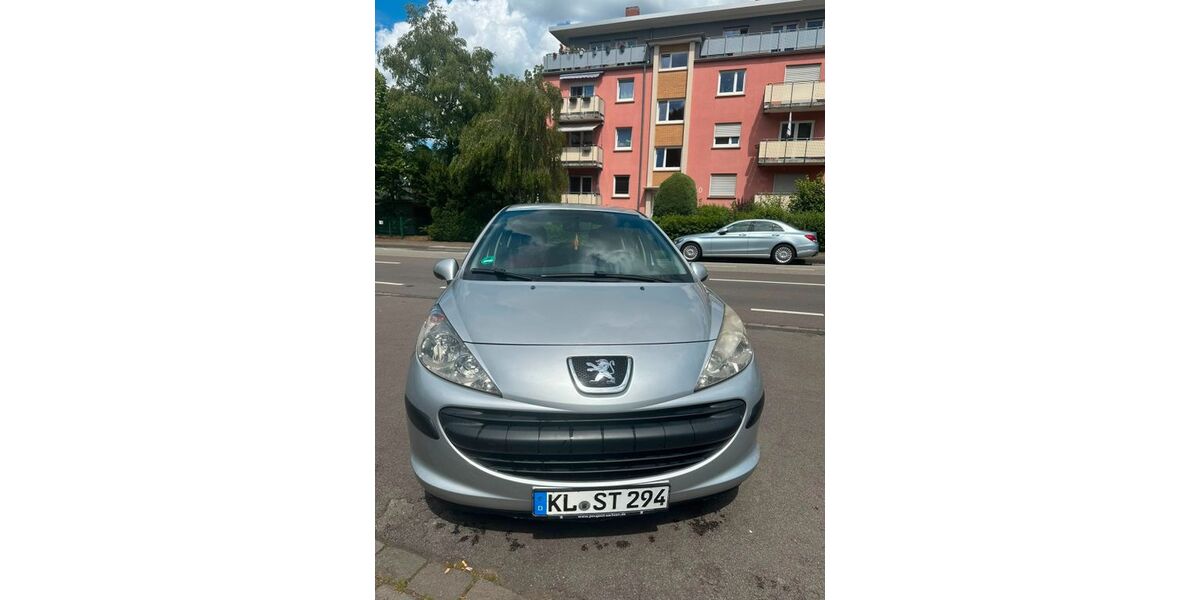 Peugeot 207 92.185 km 3.200 &euro; Kaiserslautern 67663