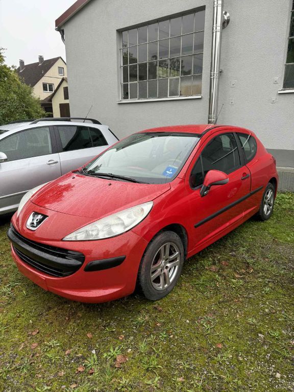 Peugeot 207 146.000 km 1.450 € Rothenburg ob der Tauber 91541