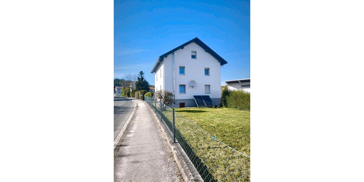 Einfamilienhaus Furth im Wald - 8 Zimmer, 160 m&sup2;, 265.000&euro; | Angebot:26671415