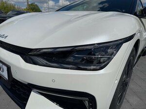 Kia EV6 77.4 AWD GTL|WÄRMEPUMPE|GLASDACH|ASS+|AHK 10.000 km 46.990 &euro; Höhenkirchen-Siegertsbrun 85635