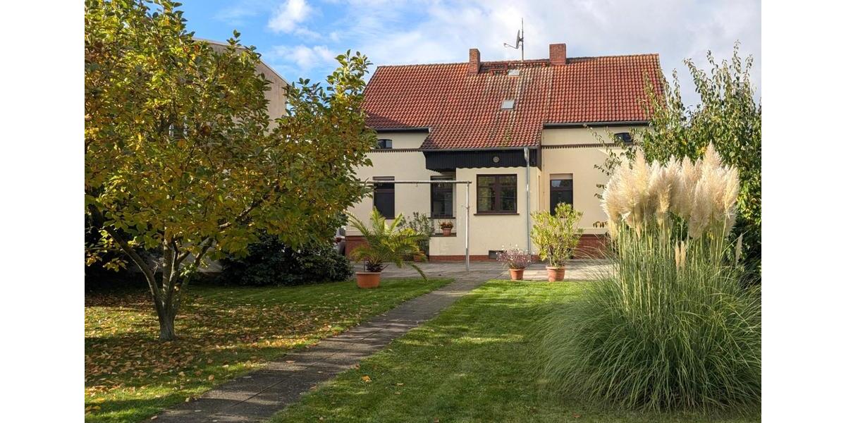 Einfamilienhaus Dessau-Roßlau Roßlau - 8 Zimmer, 198 m&sup2;, 395.000&euro; | Angebot:25941084