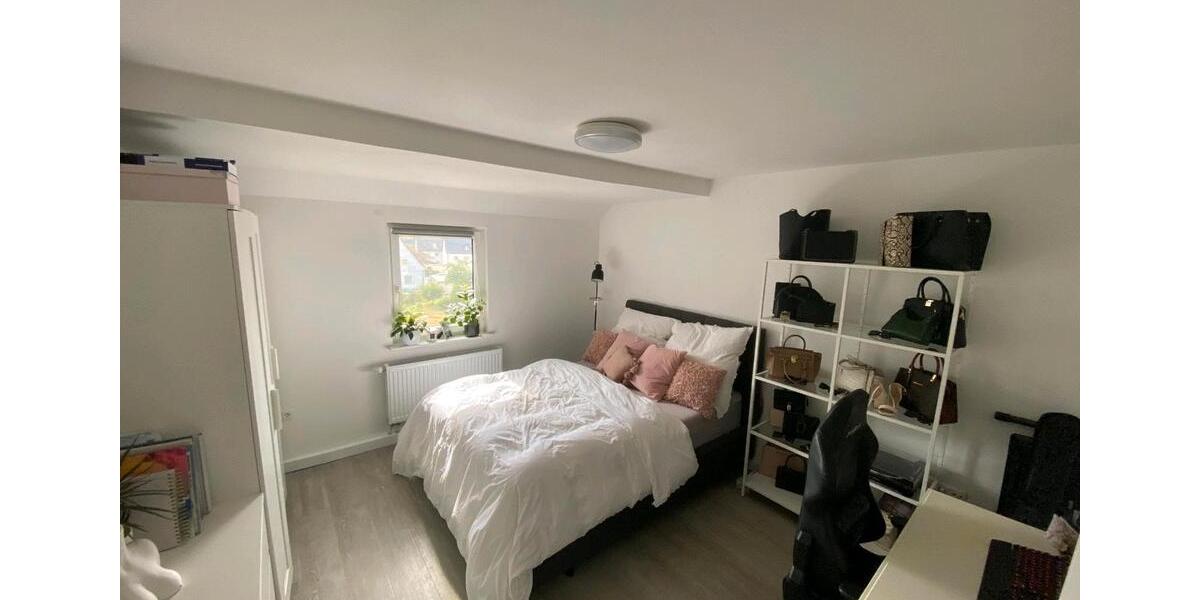 Etagenwohnung Selb - 2 Zimmer, 40 m&sup2;, 390&euro; | Angebot:26313121