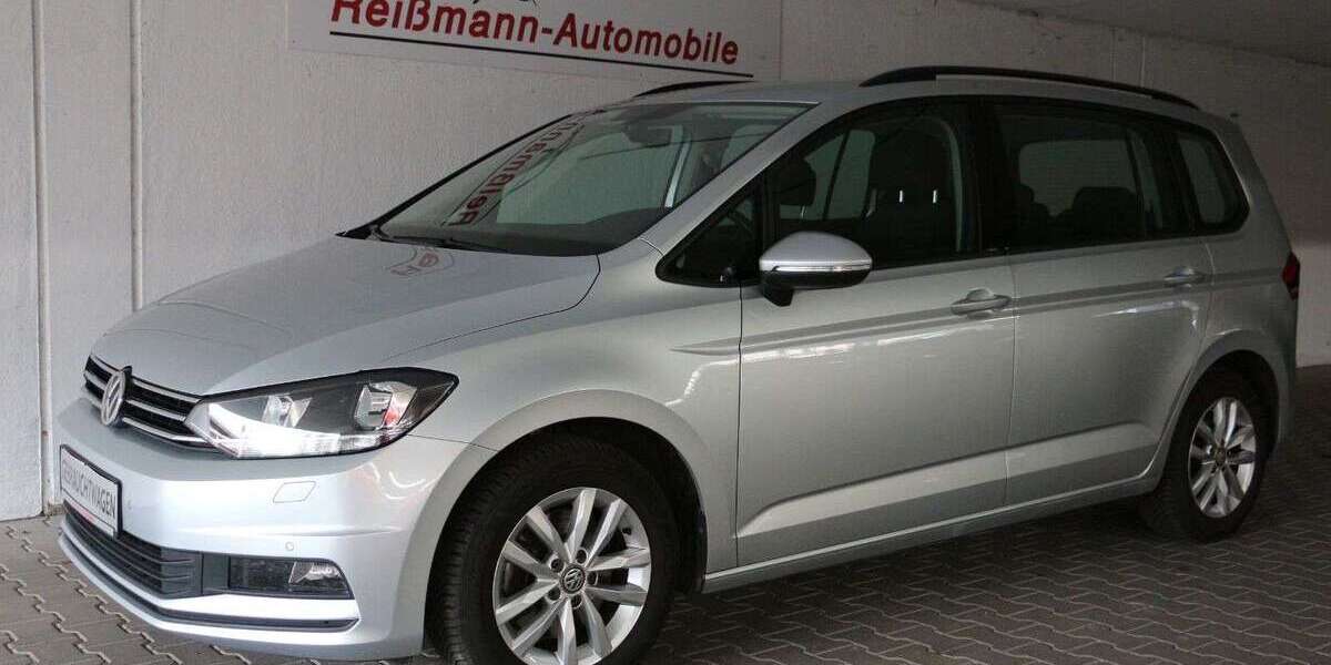 VW Touran 51.050 km 17.990 &euro; Dresden 01156