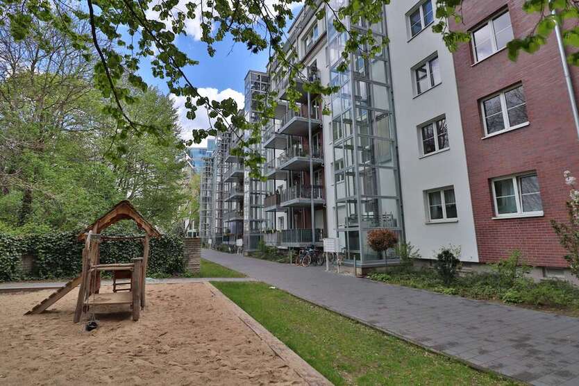 Wohnung zum Mieten in Berlin 2.650 € 127 m² 4 zimmer