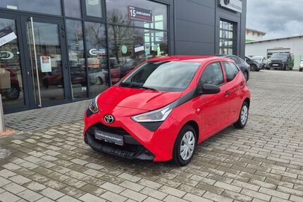Toyota Aygo (X) 14.673 km 8.940 &euro; Schwäbisch Hall 74523