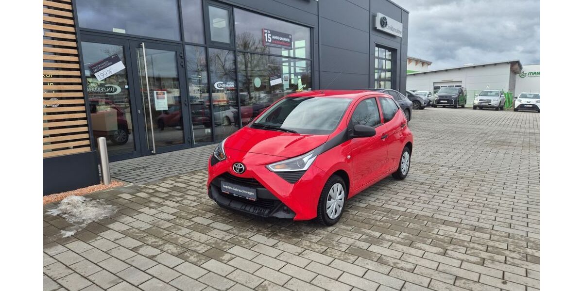 Toyota Aygo (X) 14.673 km 8.940 &euro; Schwäbisch Hall 74523