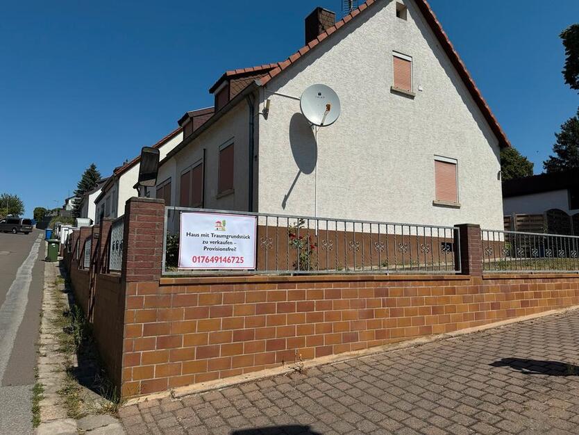Kleine Doppelhaushälfte mit großen Potenzial
