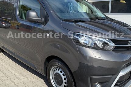 Toyota Proace (Verso) 162.000 km 13.991 &euro; Schkeuditz 04435