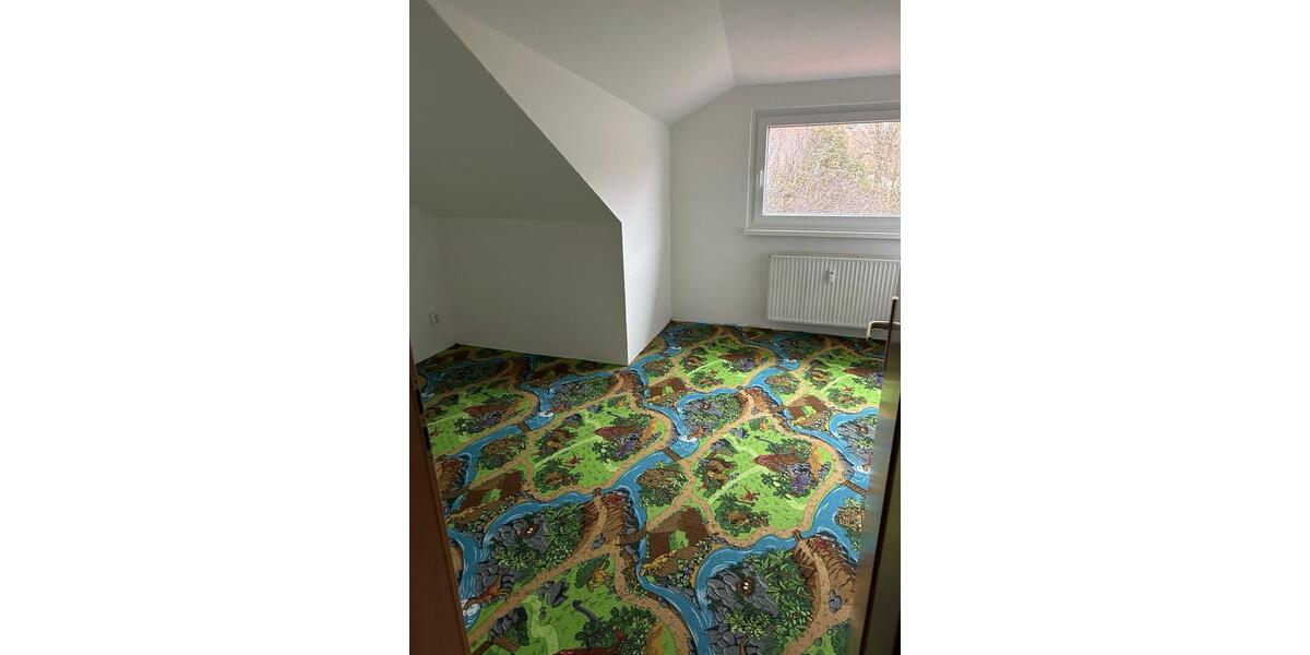 Dachgeschoßwohnung Nienhagen - 5 Zimmer, 126 m&sup2;, 1.190&euro; | Angebot:26398880