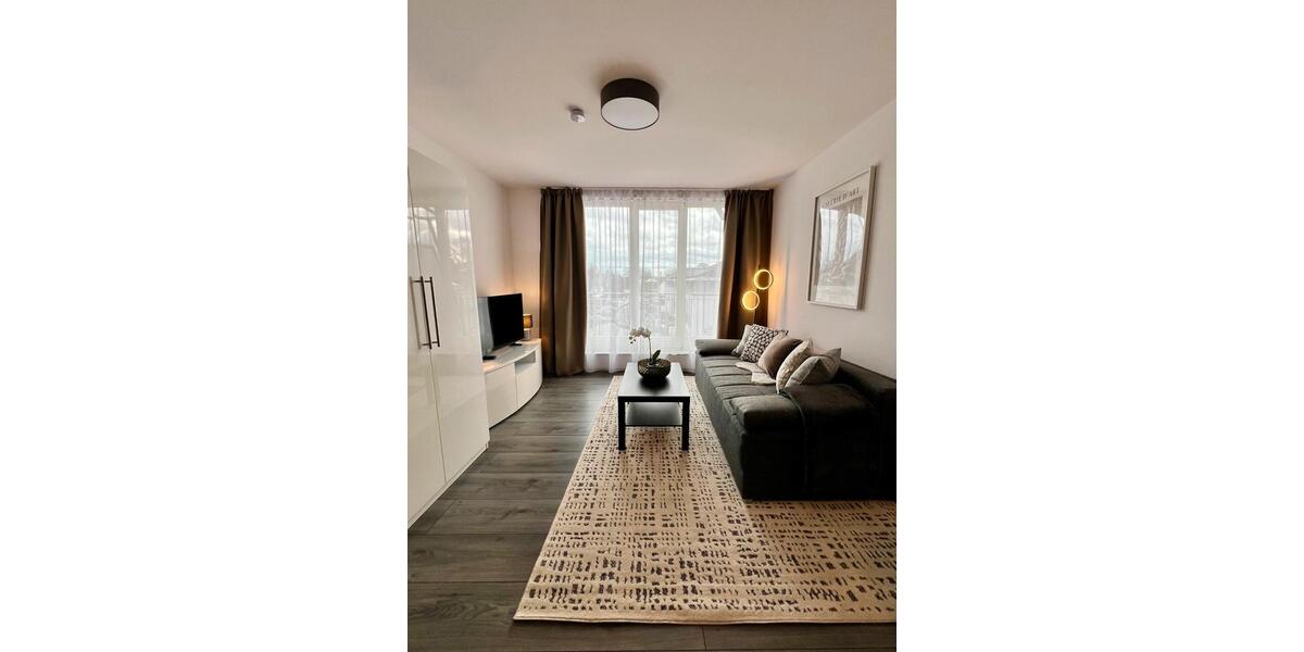 Stilvoll möblierte 1-Zimmer-Dachterrassenwohnung Nahe S-Bahn 1 zimmer