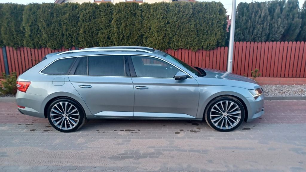 Skoda Superb 153.200 km 13.999 &euro; Neubrandenburg 17033