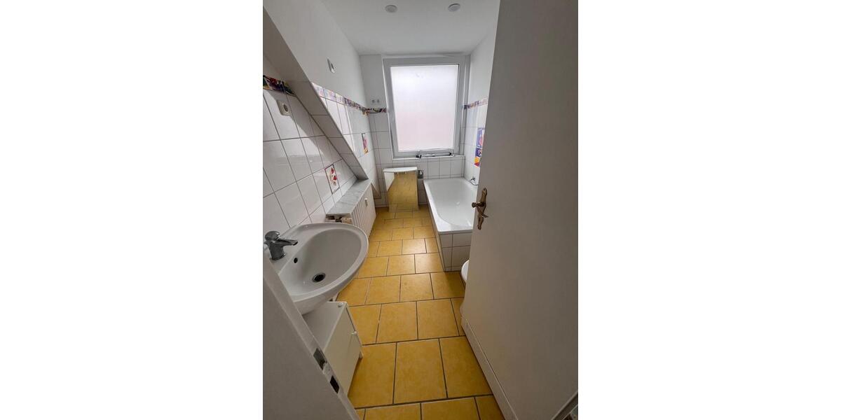 Dachgeschoßwohnung Bremerhaven Wulsdorf - 2.5 Zimmer, 54 m&sup2;, 119.000&euro; | Angebot:27413750