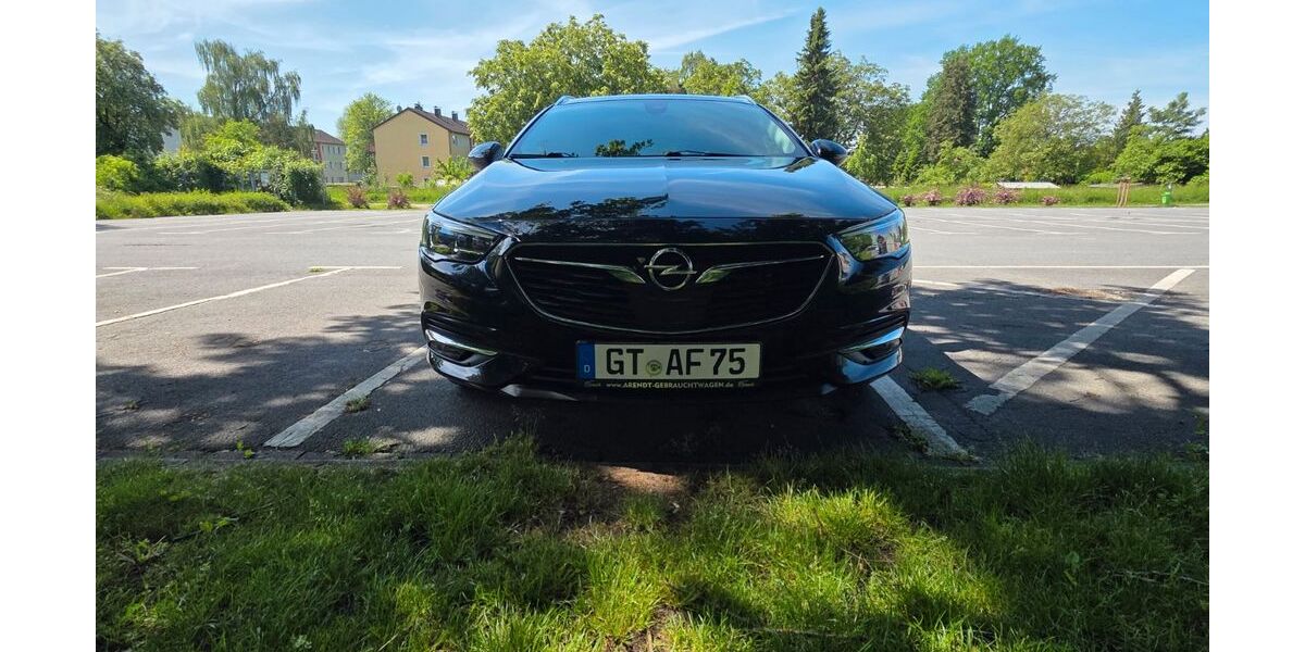 Opel Insignia 140.878 km 12.990 &euro; Halle westfalen 33790