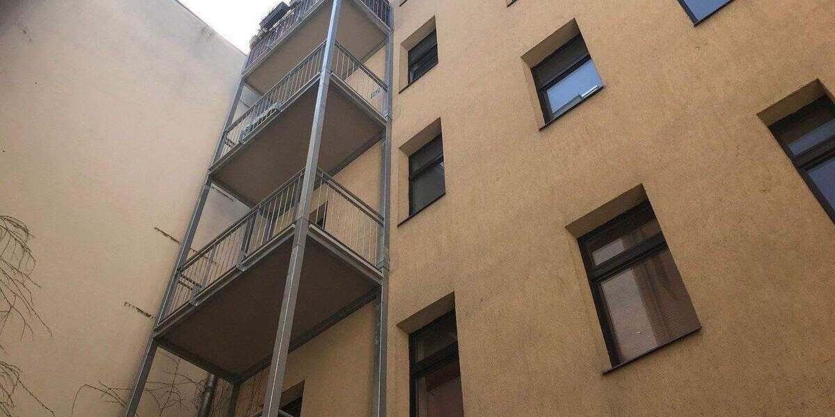 Etagenwohnung Halle (Saale) Innenstadt - 6 Zimmer, 151 m&sup2;, 2.000&euro; | Angebot:26686836