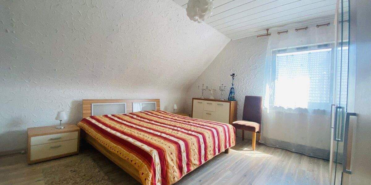 Zwei Häuser auf einem Grundstück 9 zimmer