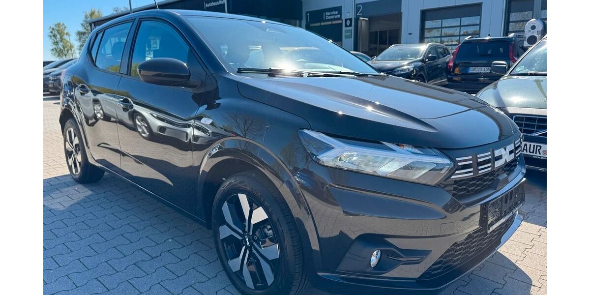 Dacia Sandero 6.990 km 18.490 &euro; Wiesmoor 26639