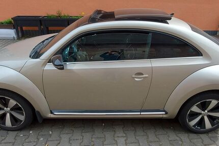 VW Beetle 112.800 km 8.990 € Nürnberg 90459