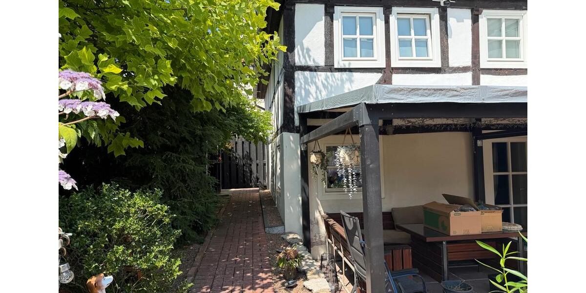 Einfamilienhaus Brakel - 6 Zimmer, 160 m&sup2;, 219.000&euro; | Angebot:27048324