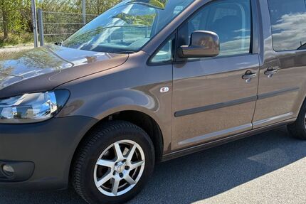 VW Caddy 172.000 km 6.990 &euro; Greifswald 17489