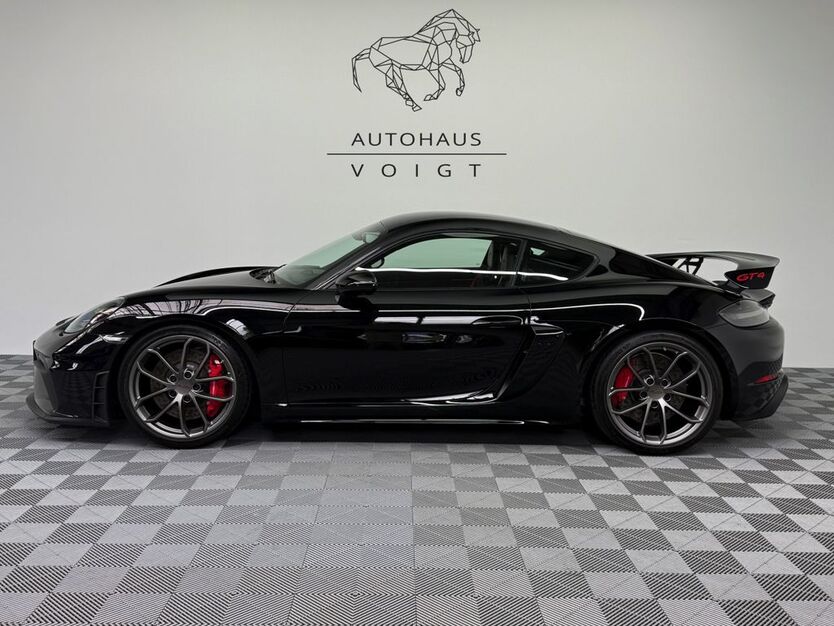 Porsche Cayman 8.747 km 111.500 € Radevormwald 42477