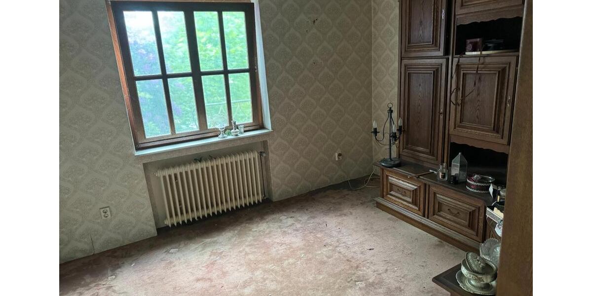 Einfamilienhaus Bremerhaven Wulsdorf - 7 Zimmer, 170 m&sup2;, 195.000&euro; | Angebot:27020846