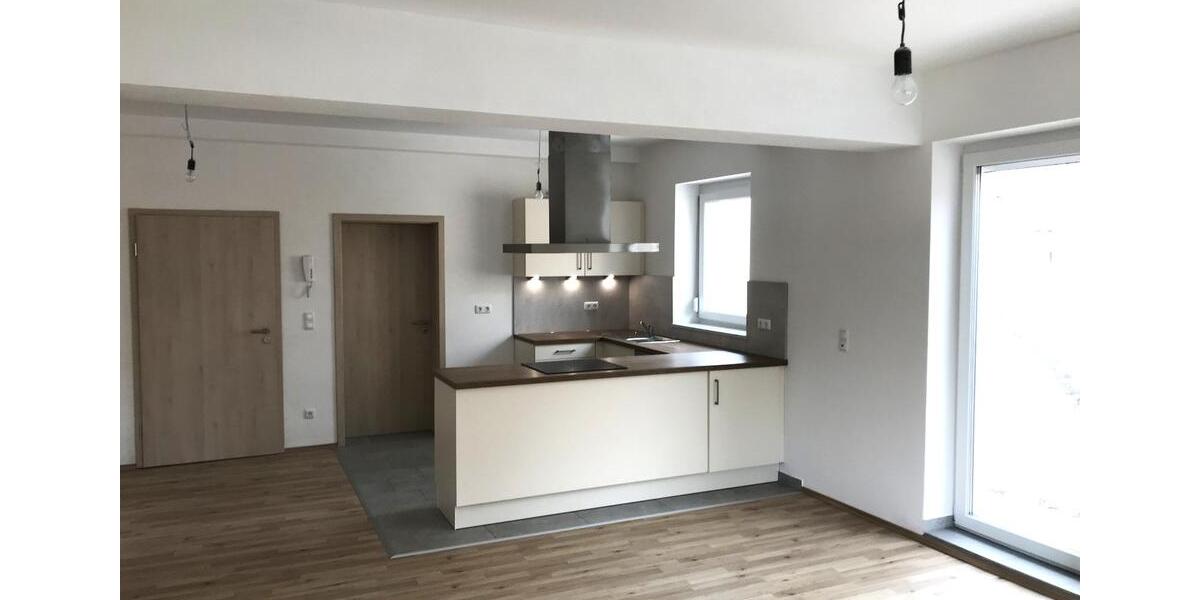 3-Zimmer-Wohnung mit Gartenanteil in Neuendettelsau – Erdgeschoss 3 zimmer