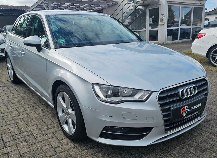 Audi A3 199.999 km 6.999 € Bielefeld 33659