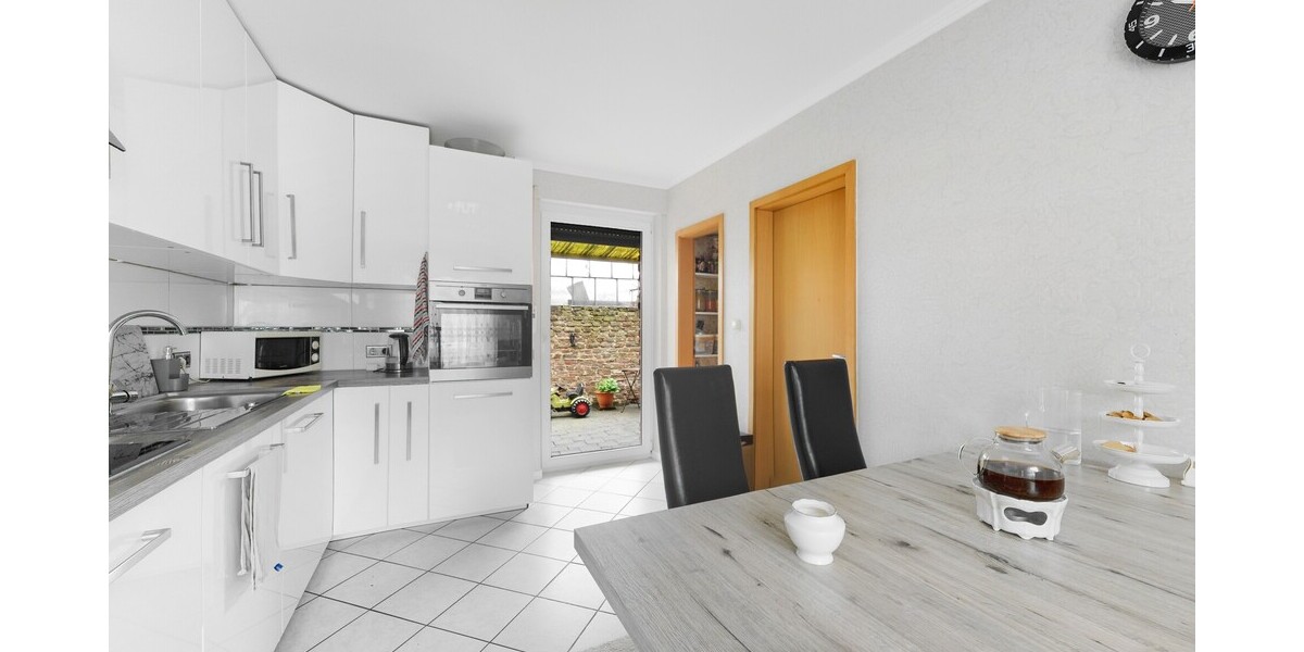 Kohlscheid - Wohnqualität trifft Investment. Großzügiges Einfamilienhaus in beliebter Lage - Einfamilienhaus Herzogenrath / Klinkheide Klinkheide | Angebot:27289179