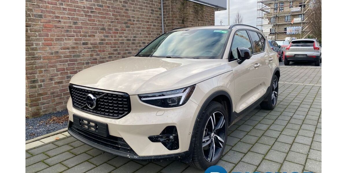 Volvo XC40 22.762 km 35.990 &euro; Übach-Palenberg 52531