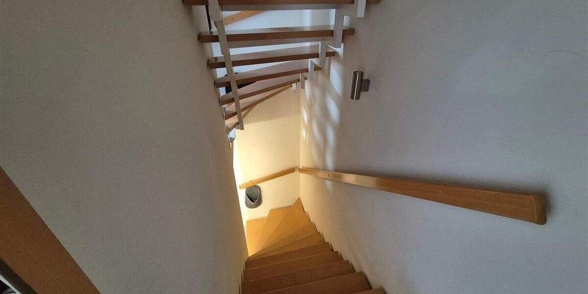 Doppelhaushälfte Ratingen Breitscheid - 3 Zimmer, 136 m&sup2;, 719.000&euro; | Angebot:25798535